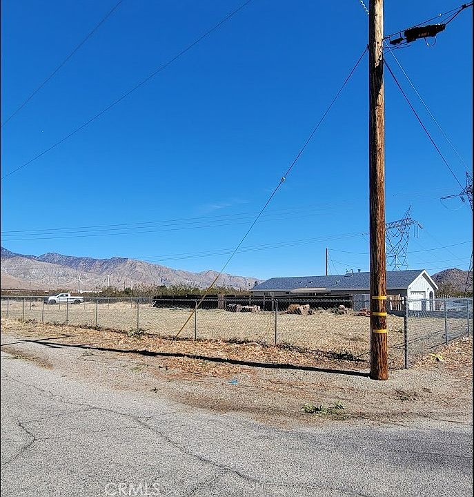1st image of 14873 Riza Ave