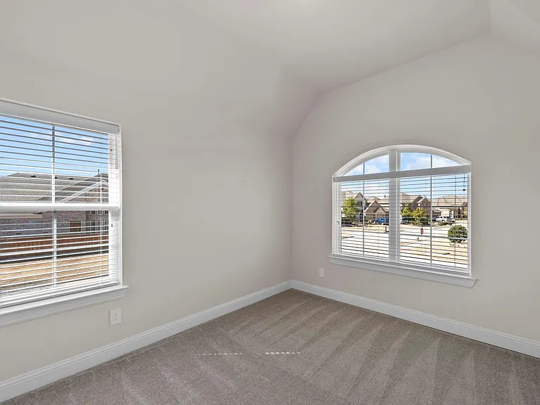 15628 Yarberry Dr — Photo 31