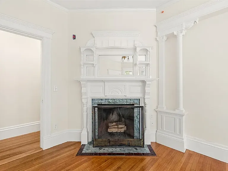 18 Loring Ave #1 — Photo 2