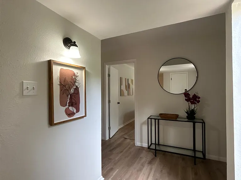 2509 White Oak Ln — Photo 16