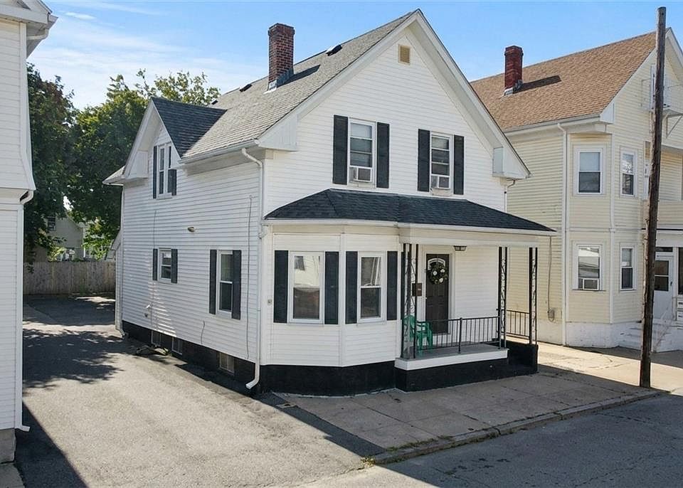 1st image of 51 Barrows St