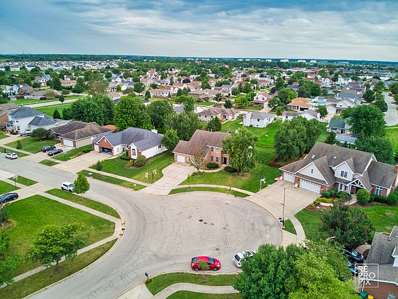 2nd image of 15617 W Lakeview Dr