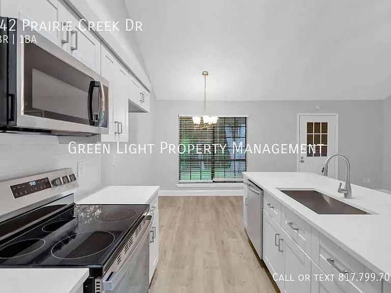 742 Prairie Creek Dr — Photo 9