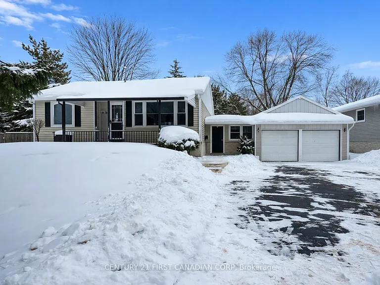 568 Creston Ave #LOWER — Photo 1