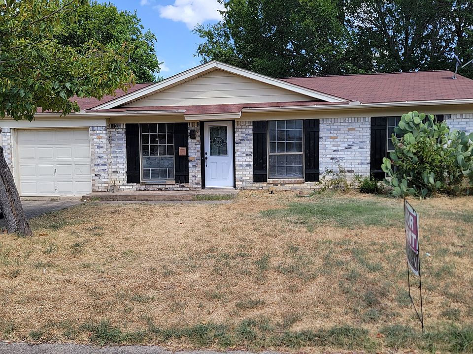 1st image of 2032 Pearl Ln