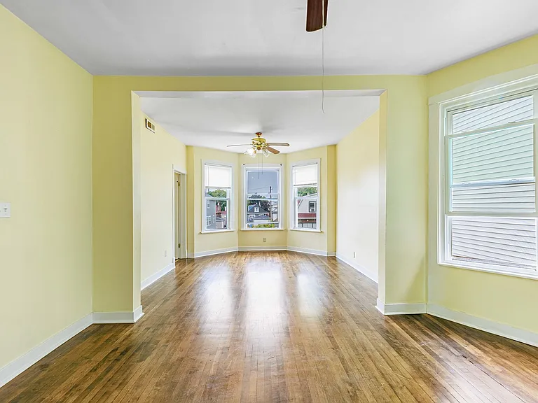 4847 W Potomac Ave #2 — Photo 9