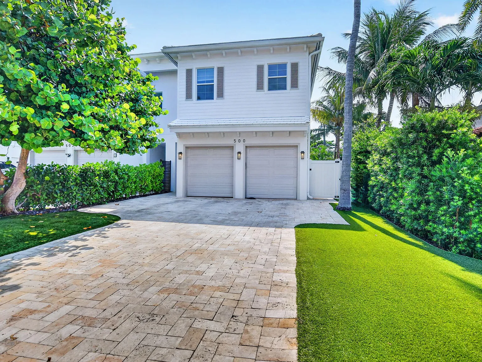 3 bed, 3.5 bath, 2382 sqft, $16,500 — Photo 3