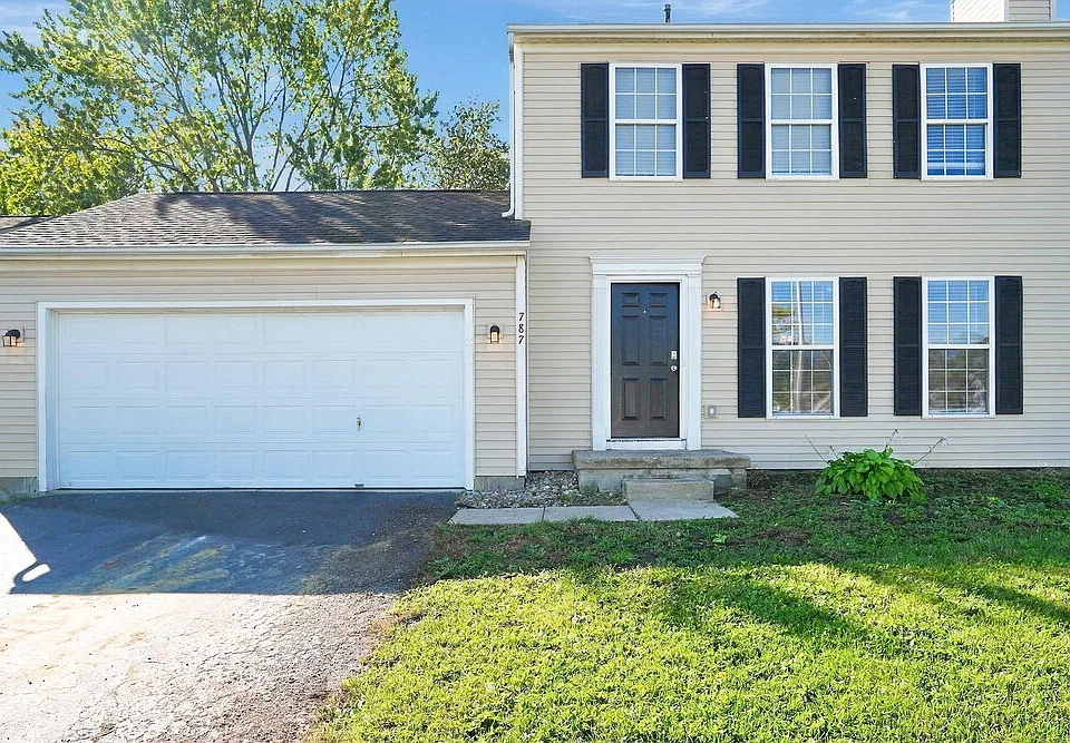 787 Lescar Ln