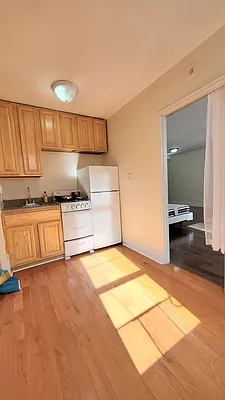 Rented by BRICK & GALO REALTY CORP | media 15
