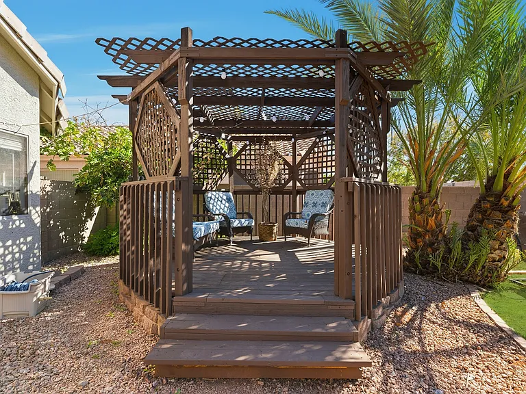 2075 E Arabian Dr — Photo 43
