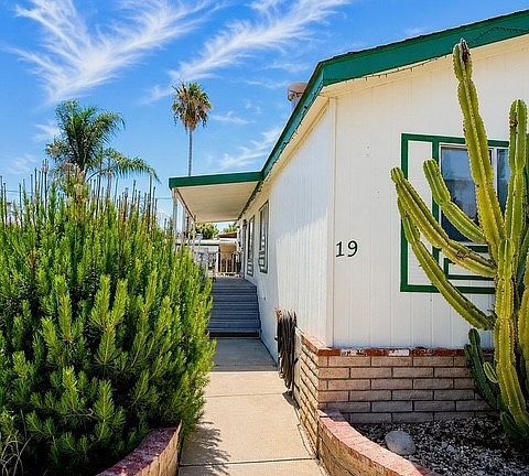 5th image of 28367 Sand Canyon Rd Space 19