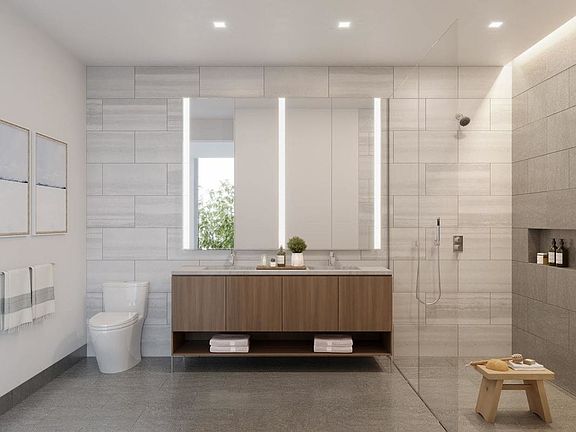 3rd image of 2121 31st St #2D
