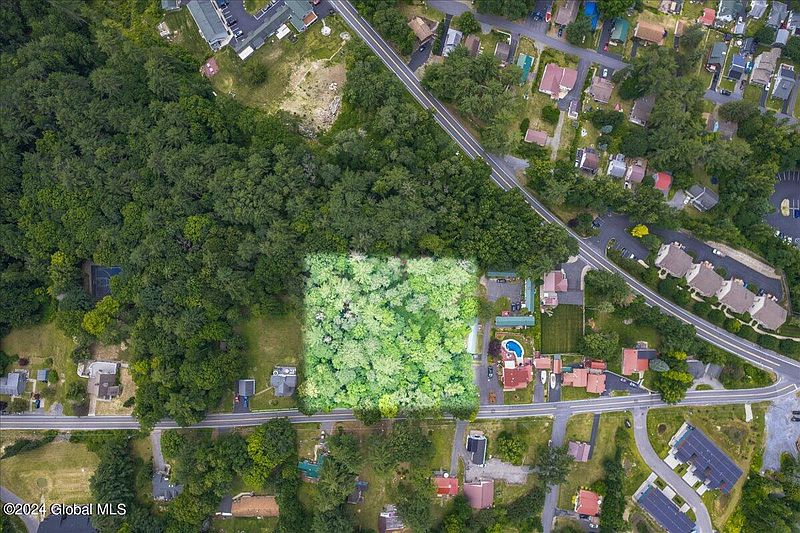 4th image of L6.2 Bloody Pond Road