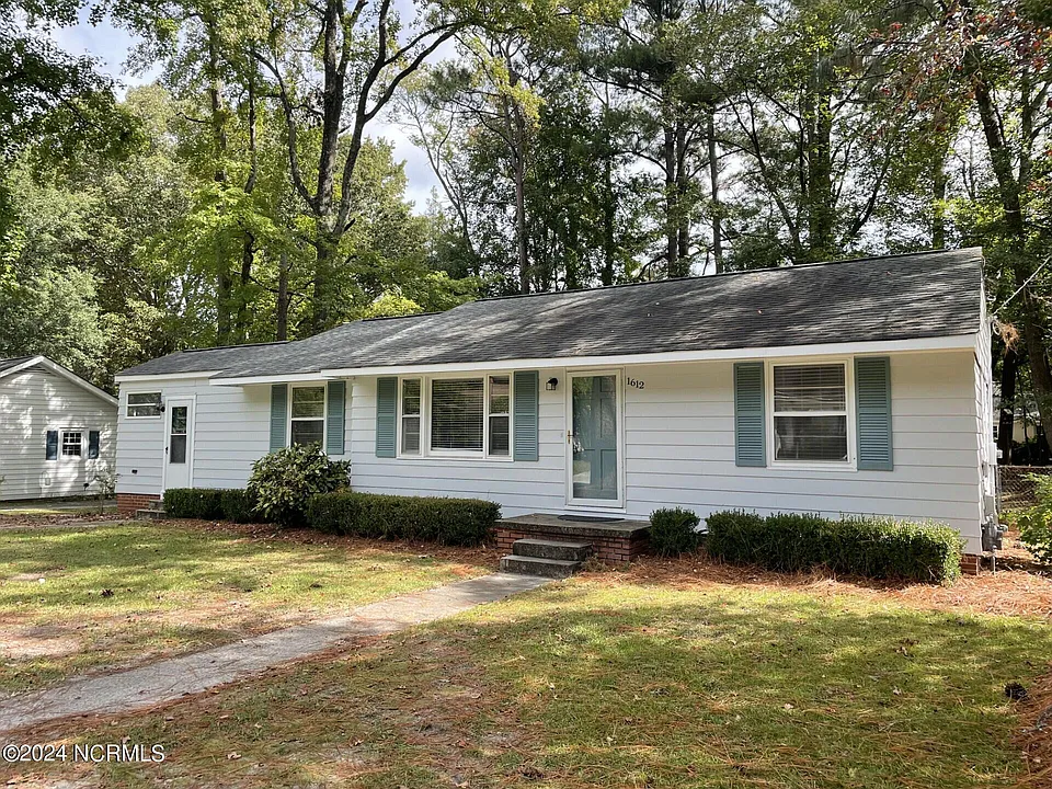 1612 Longwood Dr