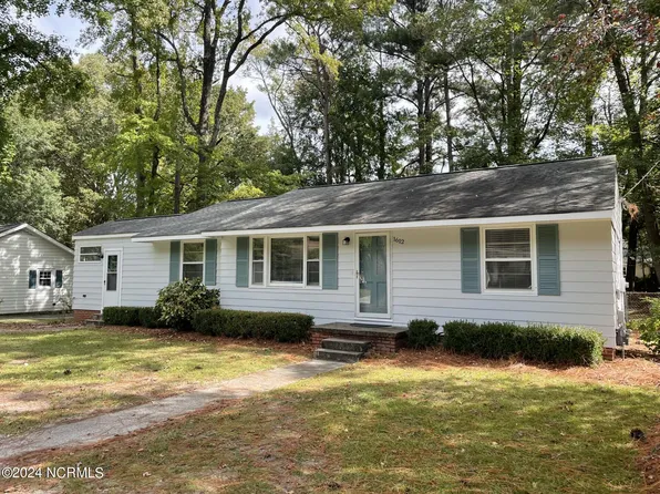 1612 Longwood Dr, Greenville, NC 27858