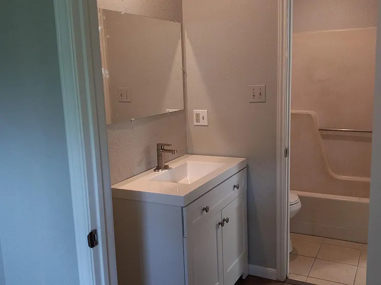 Roomy primary bath and closet space