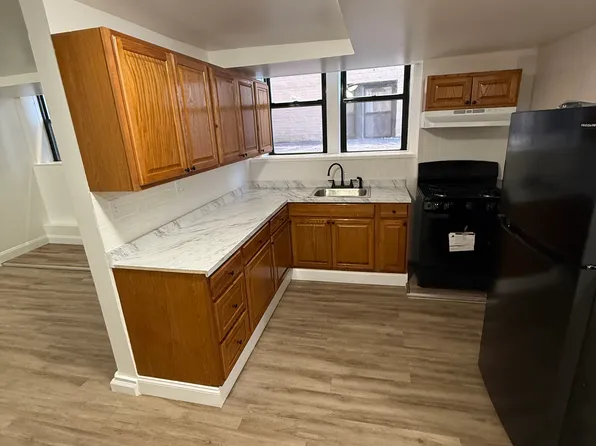 211 Glenwood Ave, East Orange, NJ 07017