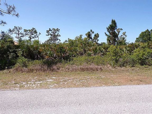 3rd image of 13465 Boatbill Ln