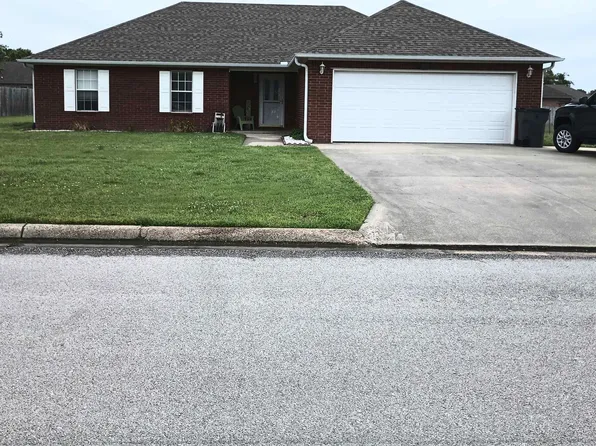 2907 Canterbury, Paragould, AR 72450