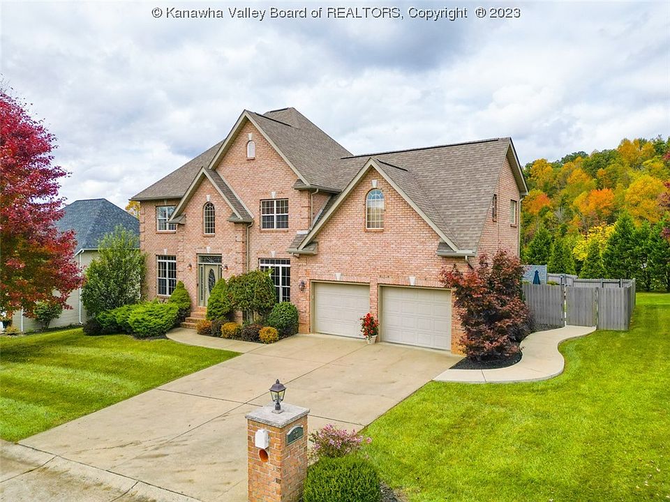 1st image of 62 Glen Oaks Ct