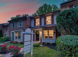 9037 Armendown Dr, Springfield, VA 22152