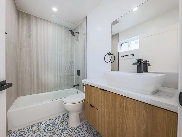 Never Before Lived in Luxury Townhomes 2 Blocks from WeHo! — Photo 12