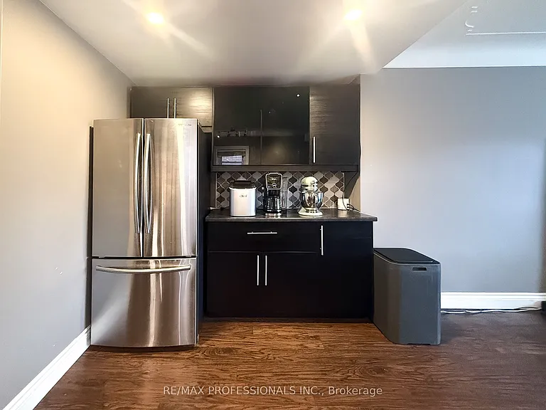 836 Concession St #206 — Photo 24