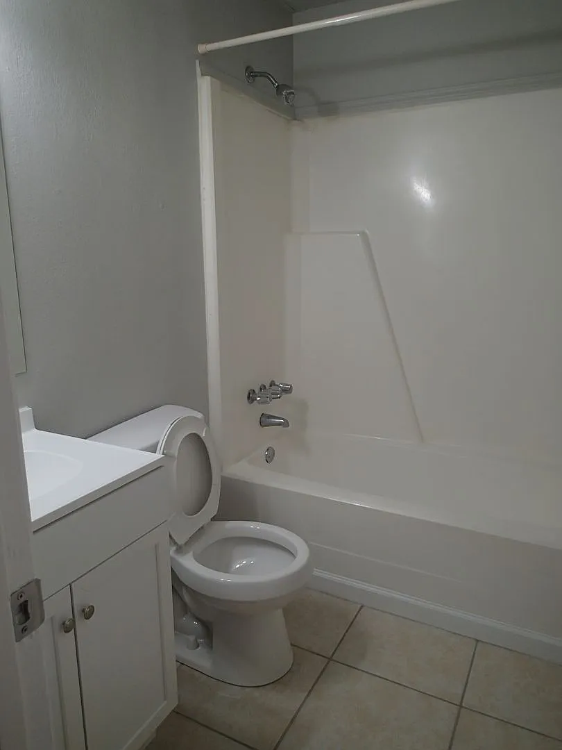 2BD/1B Apartment in Valdosta, GA. — Photo 4