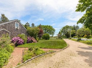 1550 Peconic Ln, Peconic, NY 11958