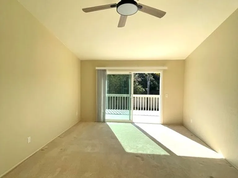 526 Trailridge Dr — Photo 13