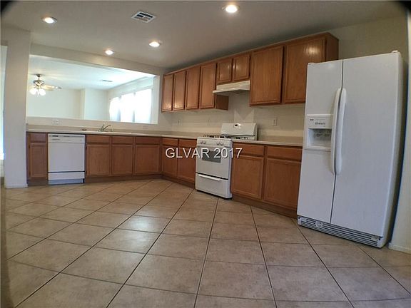 4th image of 11795 Bergamo Ct #0