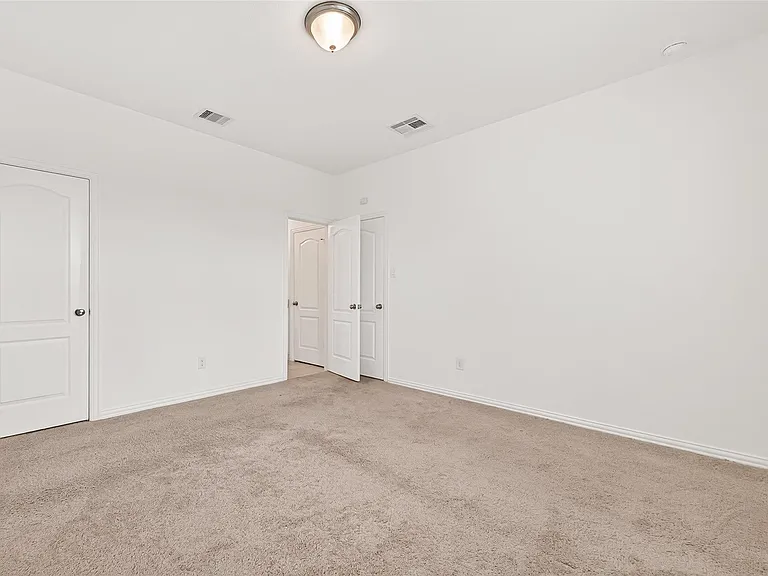 8114 Royal Palm Ct — Photo 24