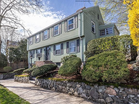 2nd image of 100 Wildwood Ave
