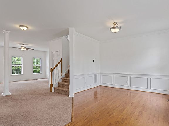 3rd image of 1619 Camerons Landing Blvd