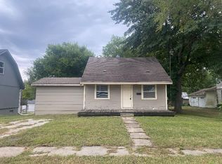 507 S Shaw St, Richmond, MO 64085