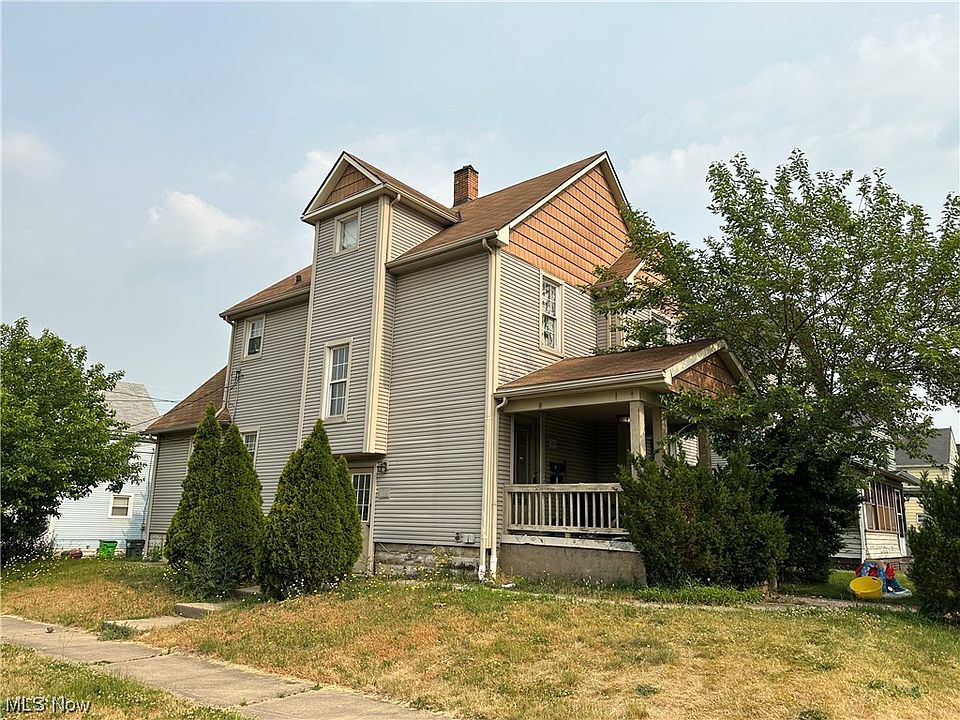 1st image of 176 7th St NW