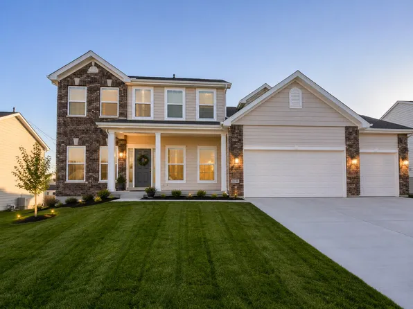 106 Hannahs Mill Dr, Lake Saint Louis, MO 63367