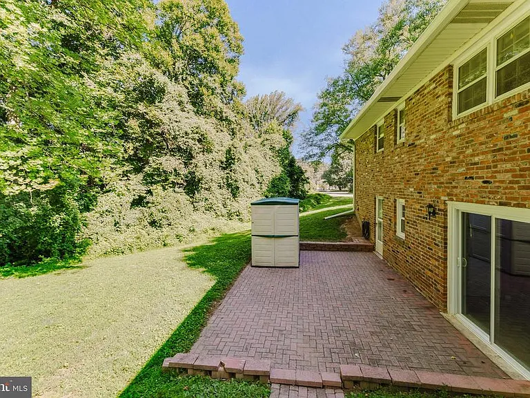 5683 Ravenel Ln — Photo 40