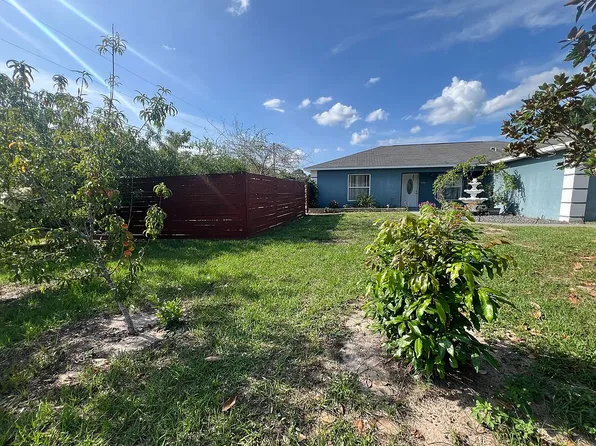 9295 SE 163rd St, Summerfield, FL 34491