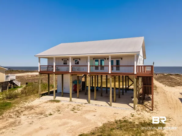 2706 Bienville Blvd, Dauphin Island, AL 36528