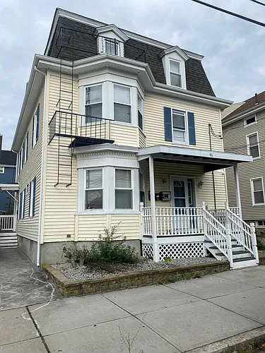46 Linden St #3 Photo 1
