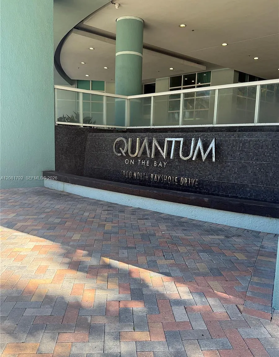 Quantum On The Bay Condo — Photo 2