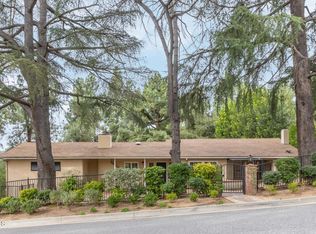 5209 Alta Canyada Rd, La Canada Flintridge, CA 91011