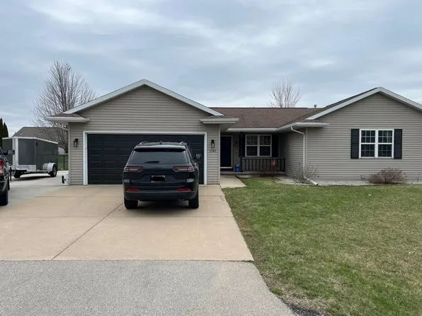 W5543 Holly St, Appleton, WI 54915