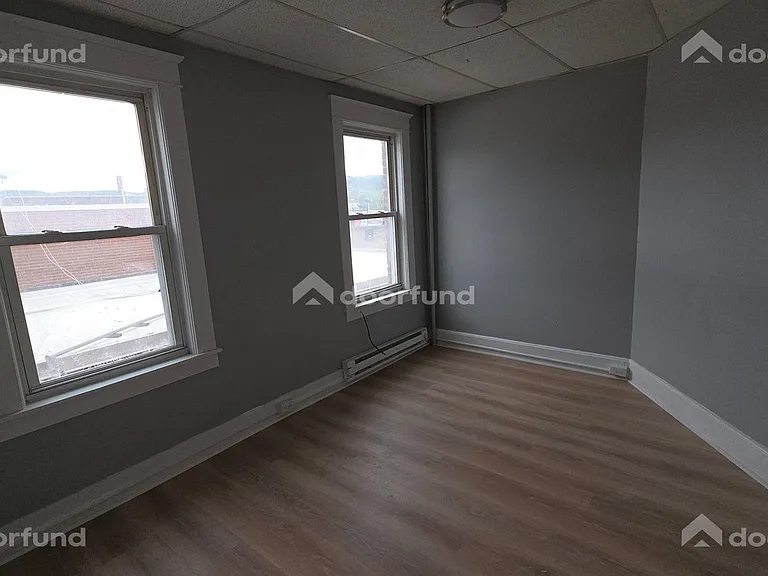 224 Main St #7 — Photo 9