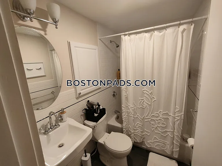 91-93 Cushing St #2 — Photo 9