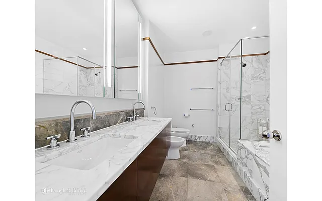 Rented by Douglas Elliman | media 15