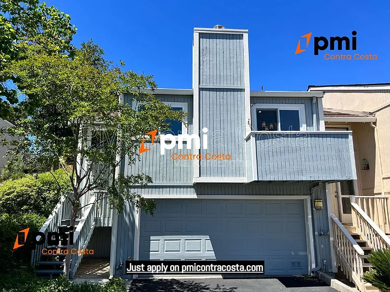 409 Camelback Rd — Photo 1