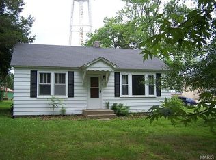 319 S Main St, Licking, MO 65542