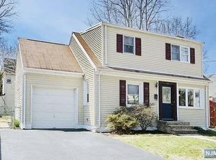 145 Willow Ave, Hackensack, NJ 07601